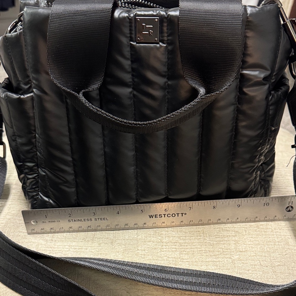 Think Royln Black Puffer Quilted Crossbody Handbag - Picture 9 of 11